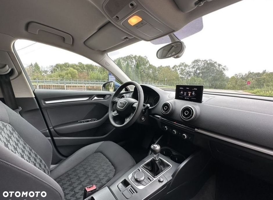 Audi A3 Sportback 2.0 TDI Ambition - 8