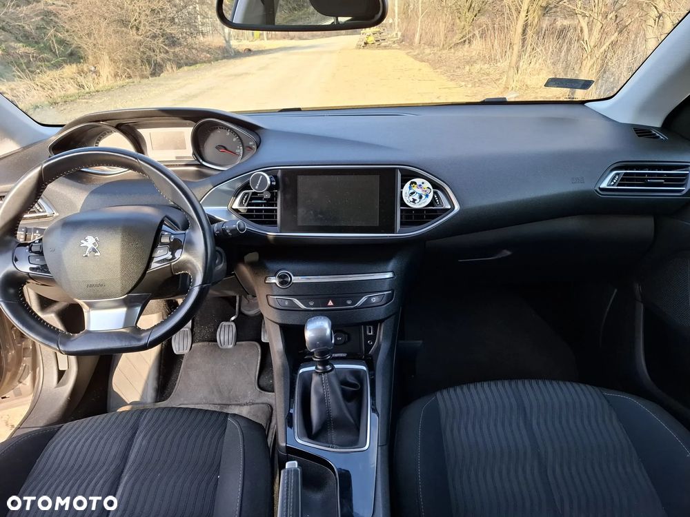 Peugeot 308 1.2 PureTech Active S&S - 12