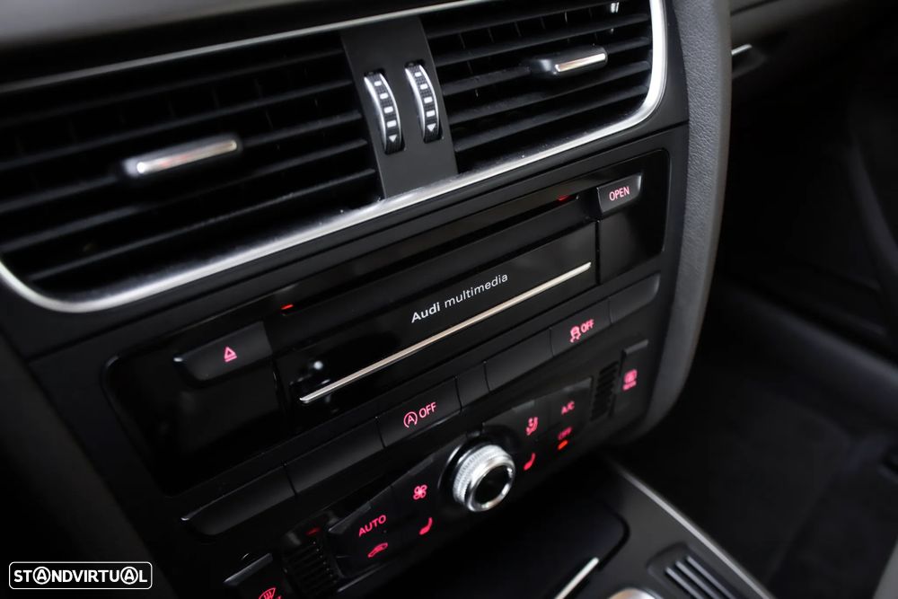 Audi A4 2.0 TDI S tronic design - 20