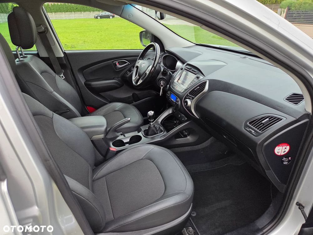 Hyundai ix35 1.7 CRDi Comfort 2WD - 17