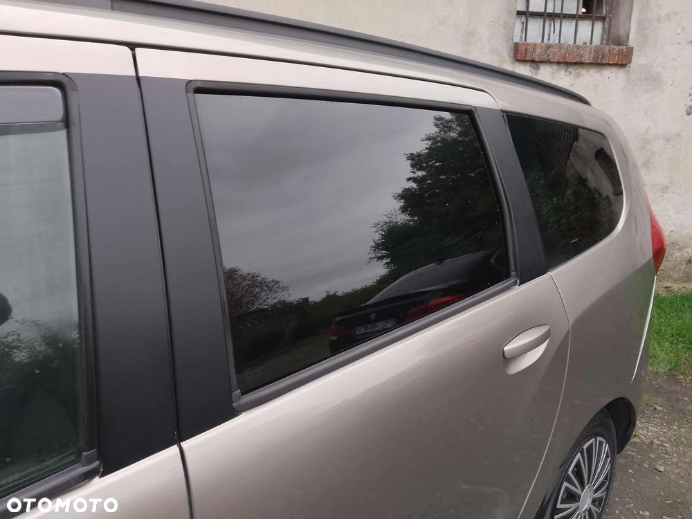 Dacia Lodgy 1.2 TCe Stepway - 3