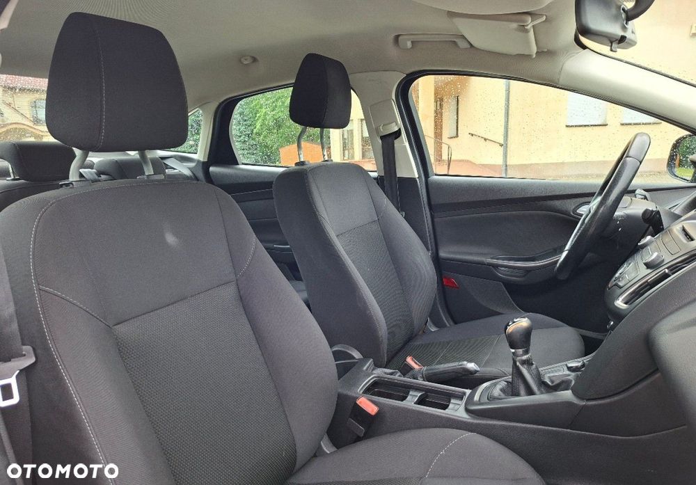 Ford Focus - 15
