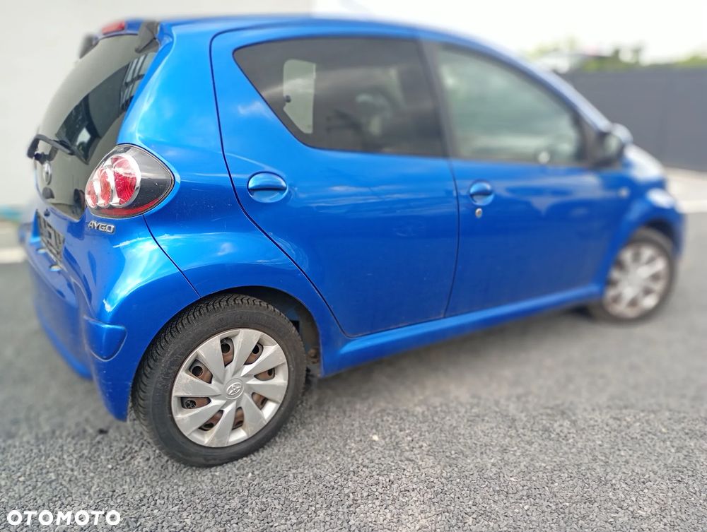 Toyota Aygo CoolBlue - 12