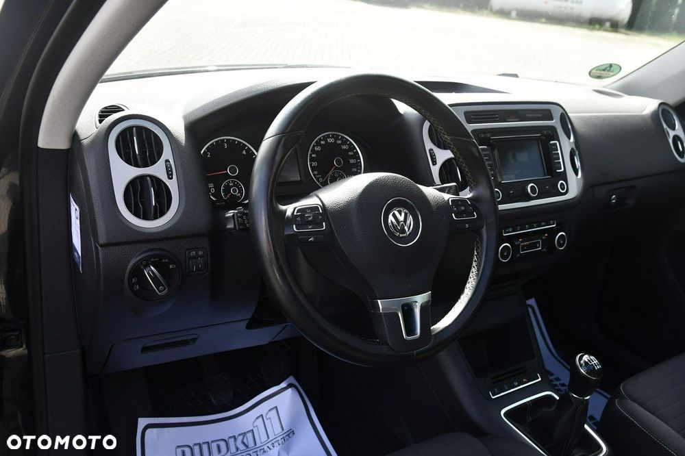 Volkswagen Tiguan - 16
