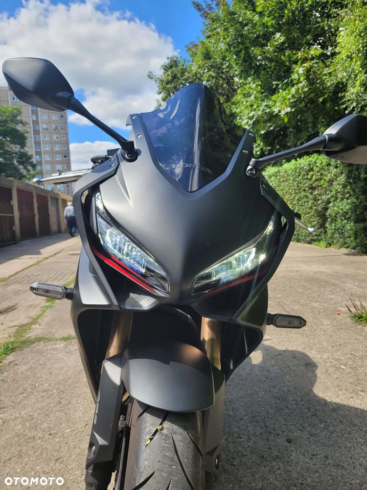 Honda CBR - 2