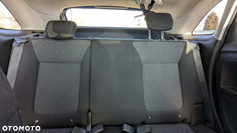 Opel Crossland X - 13