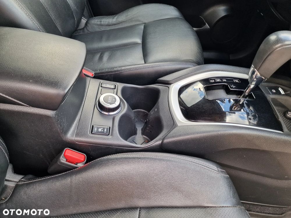 Nissan X-Trail 2.0 dCi ALL-MODE 4x4i Xtronic Tekna - 10