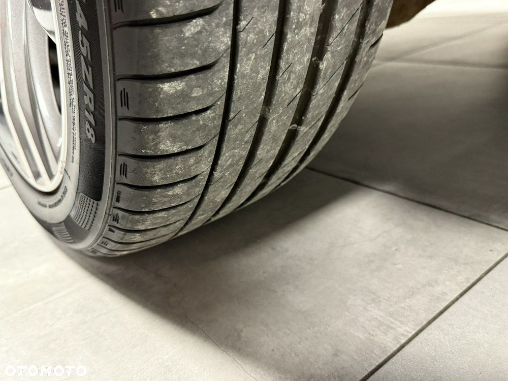 Volkswagen Sharan 2.0 TDI DSG Blue Motion Highline - 12