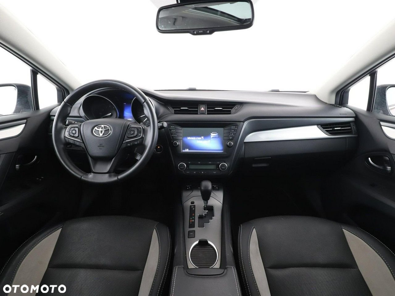 Toyota Avensis Touring Sports 1.8 Multidrive S Edition S+ - 11