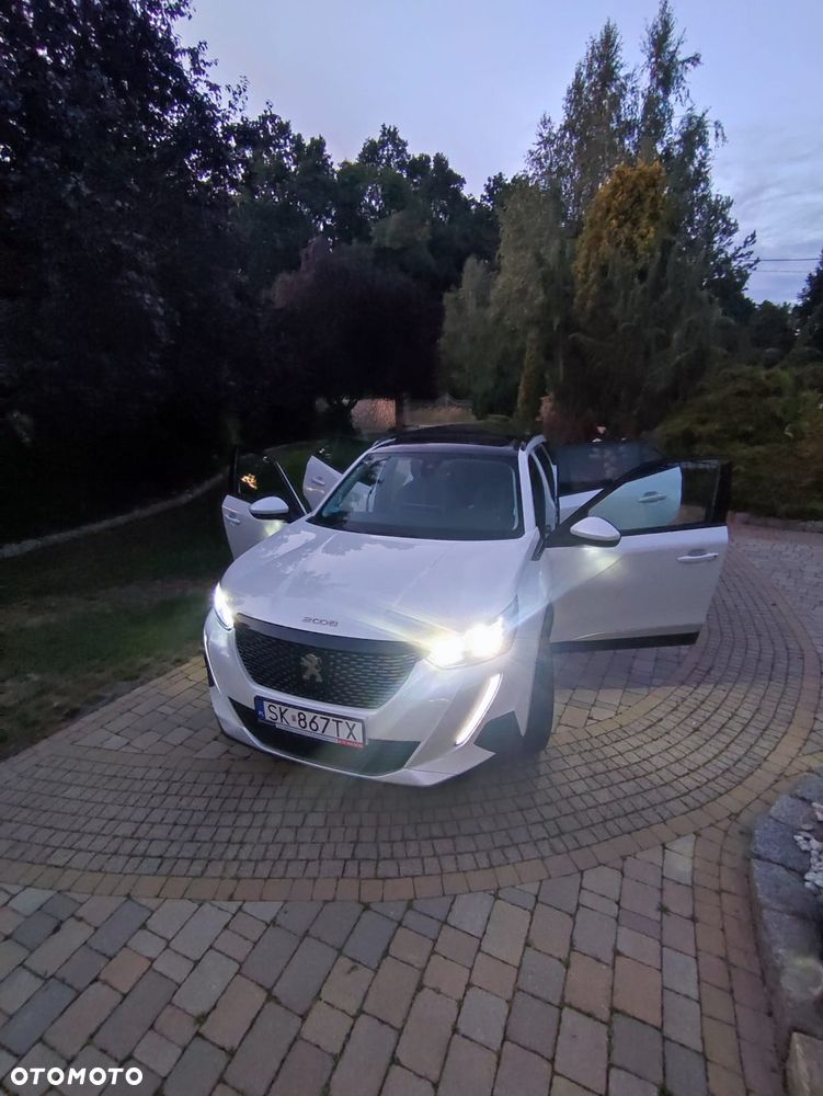 Peugeot 2008 1.2 PureTech Allure S&S EAT8 - 8