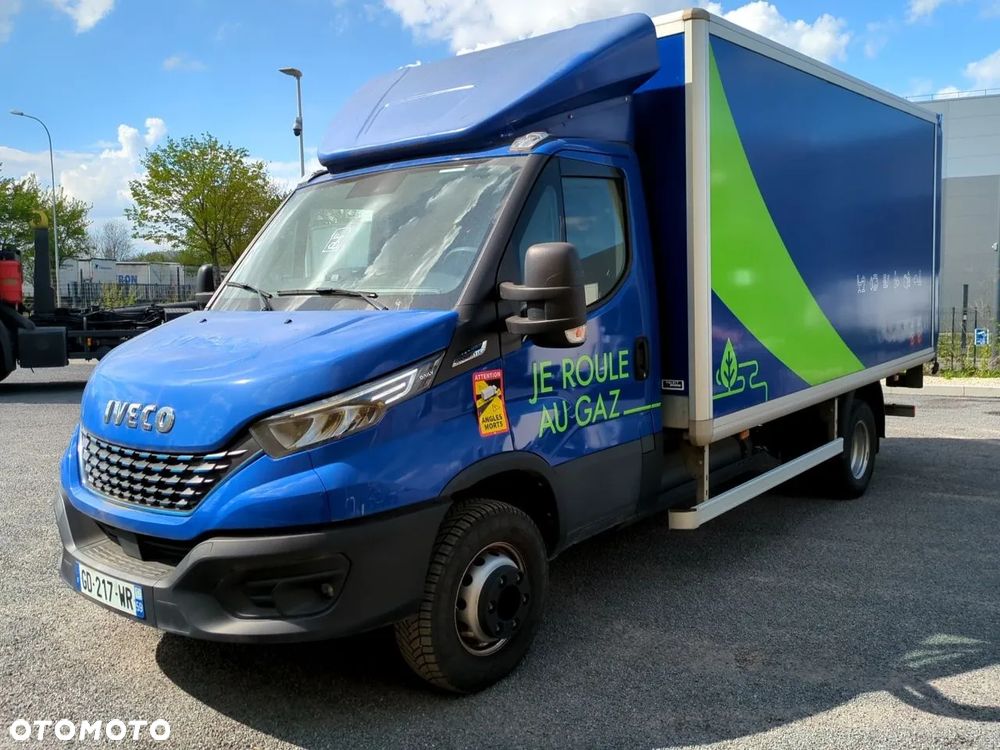 Iveco DAILY CAISSE 7T2 - 1