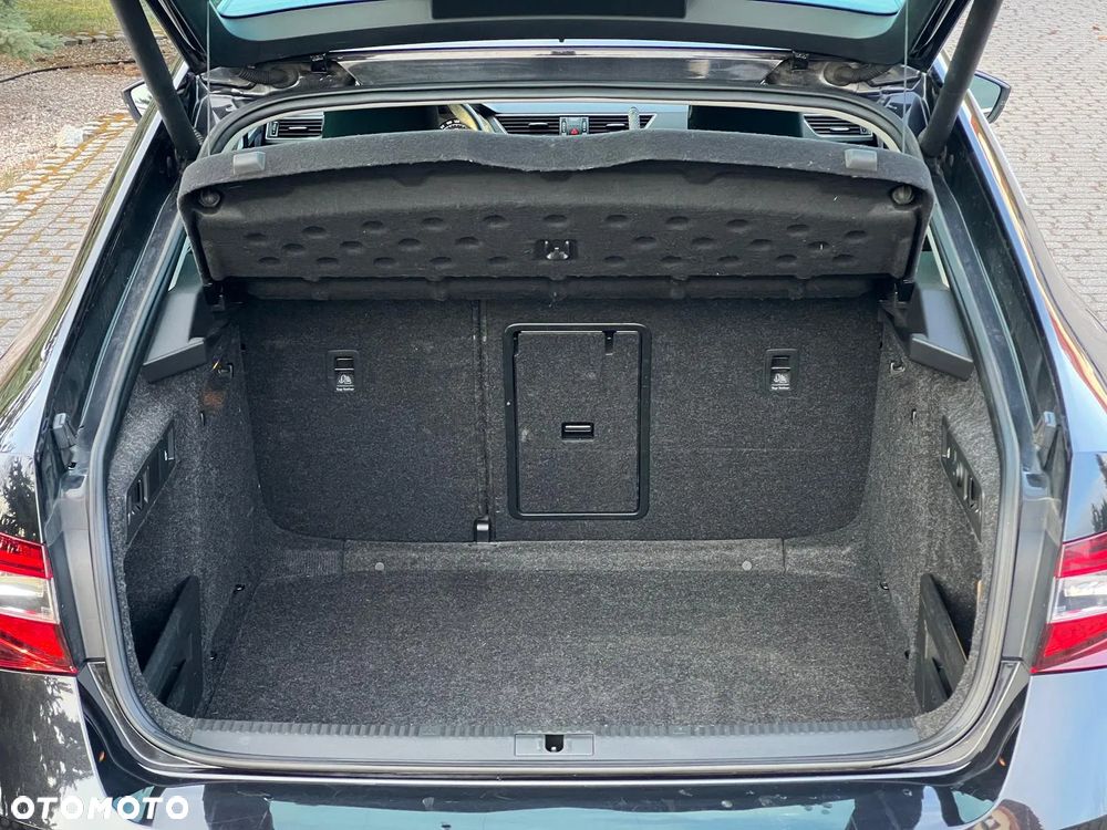 Skoda Superb - 35