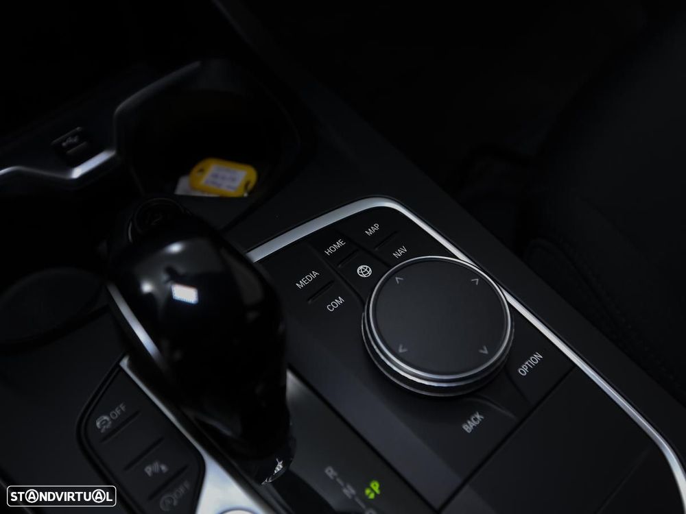 BMW 216 Gran Coupé d Advantage - 20