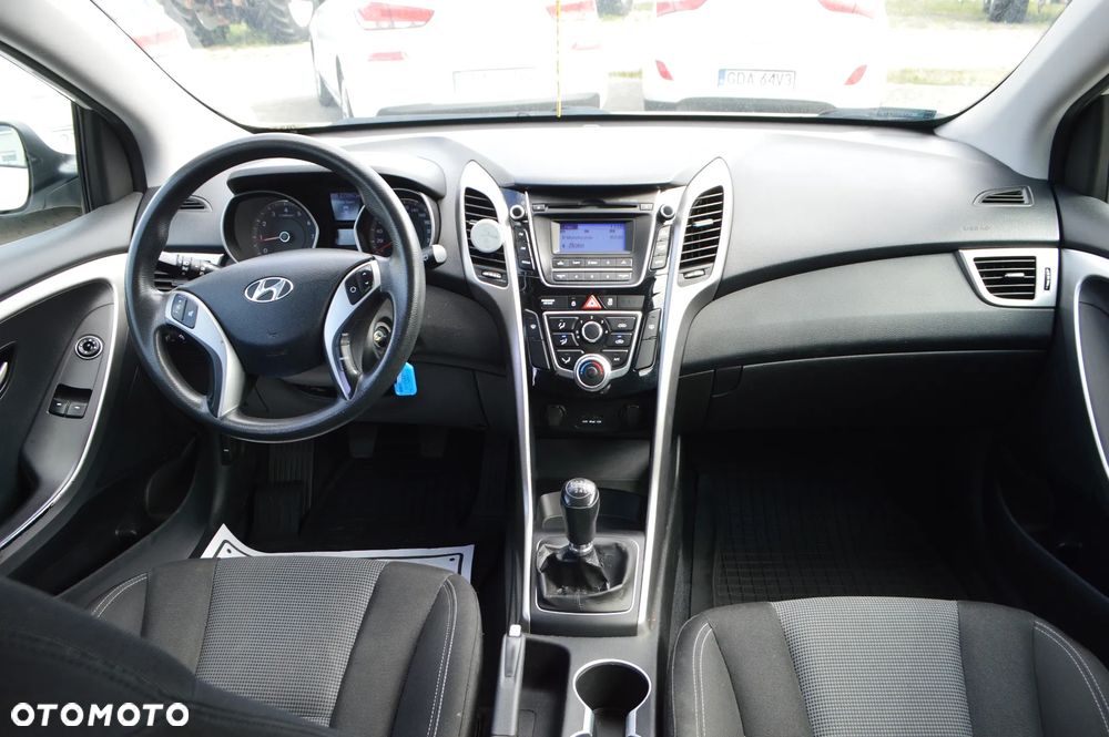 Hyundai i30 - 16