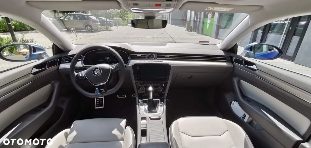 Volkswagen Arteon 2.0 TDI SCR Elegance DSG - 2