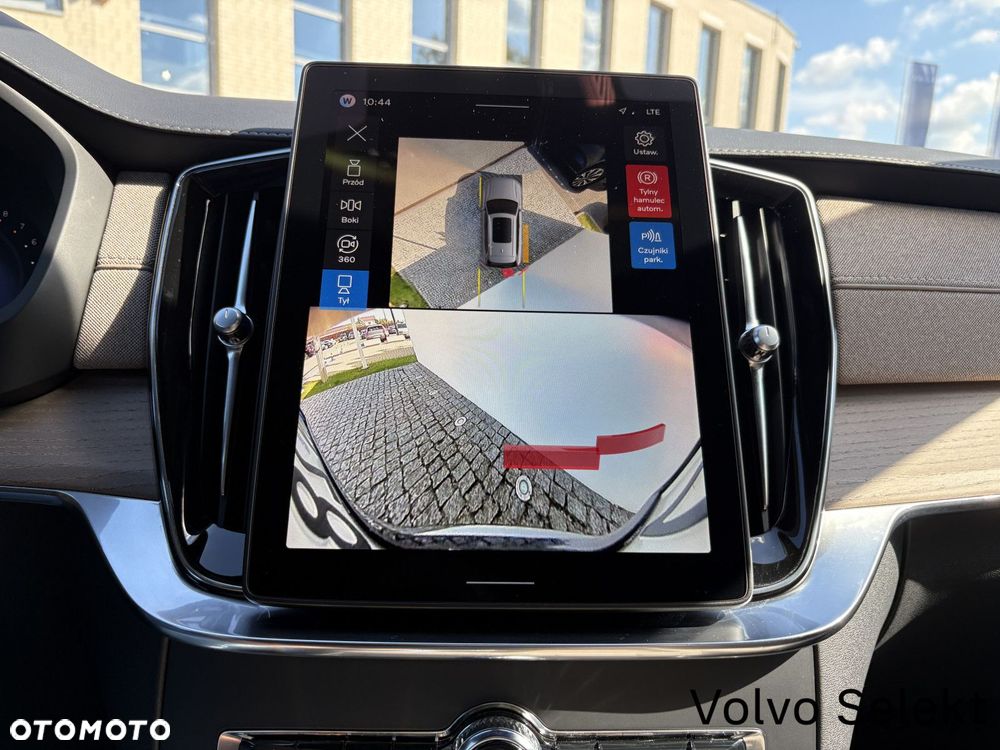 Volvo XC 90 - 13