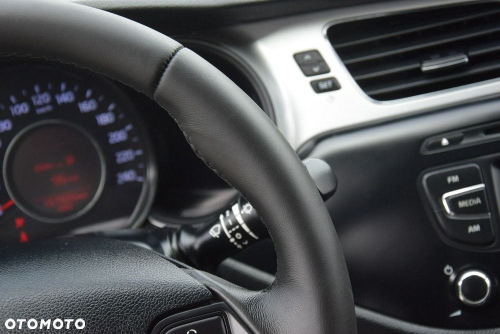 Kia Ceed 1.4 Business Line - 28