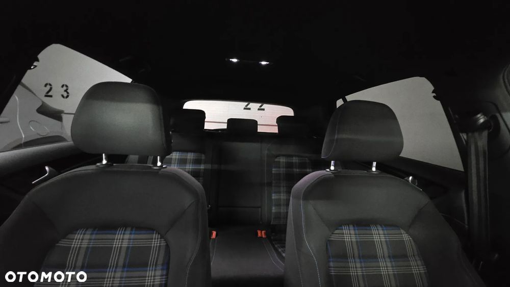 Volkswagen Golf 1.4 GTE Plug-In-Hybrid DSG - 24