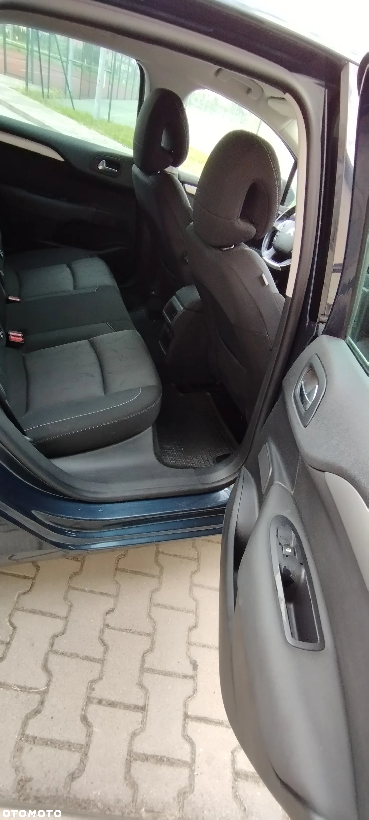 Citroën C4 - 7