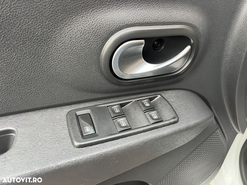 Dacia Lodgy 1.5 Blue dCi Stepway - 29