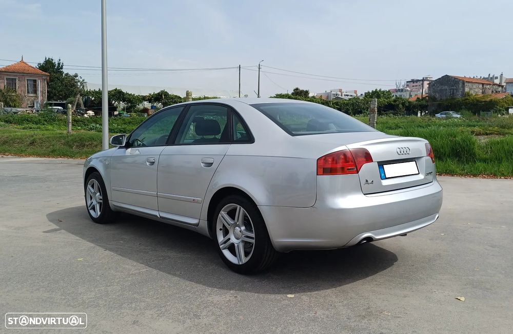 Audi A4 2.0 TDI S-line - 16