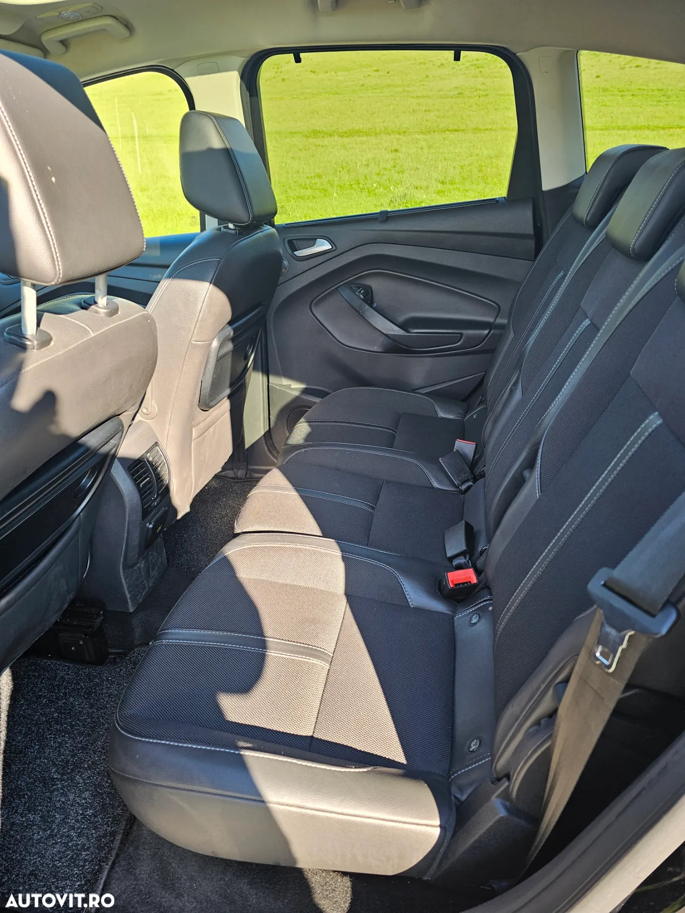 Ford C-Max 2.0 TDCi Powershift Titanium - 12