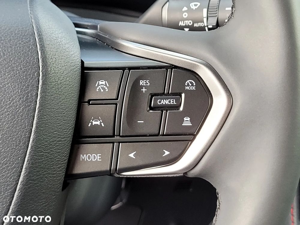 Lexus LBX 1.5 Hybrid Emotion - 24