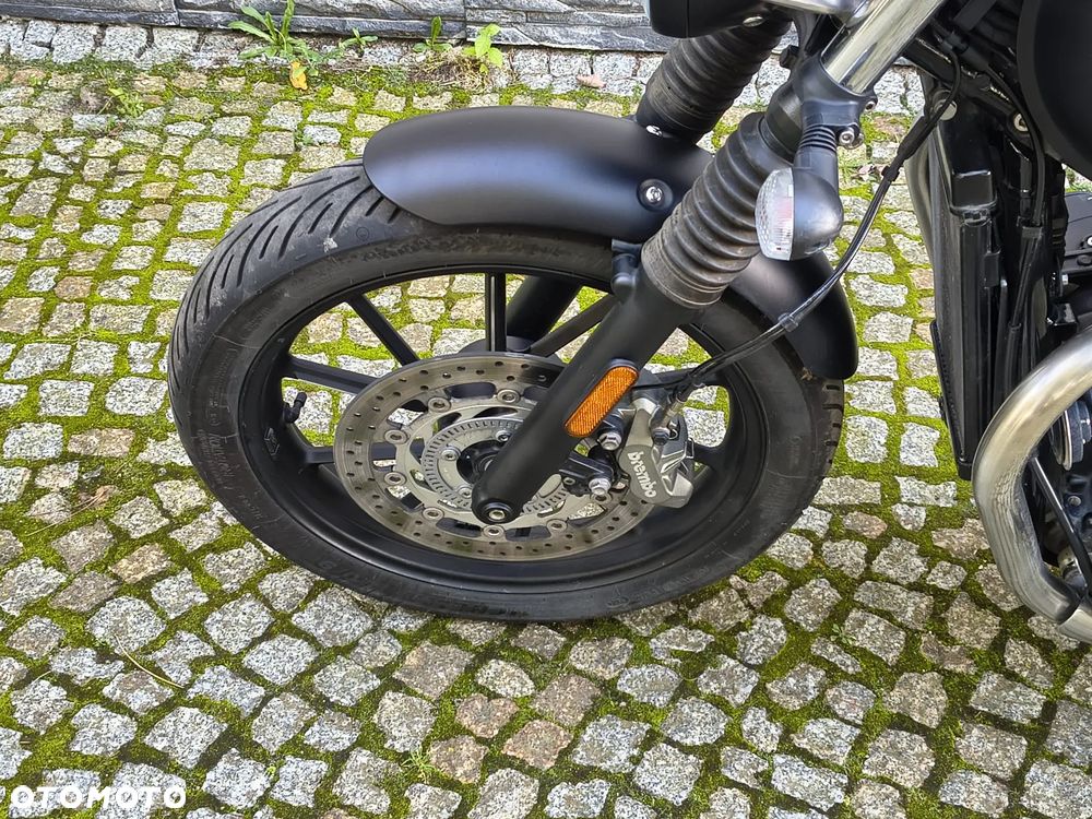 Triumph Speed Twin - 22