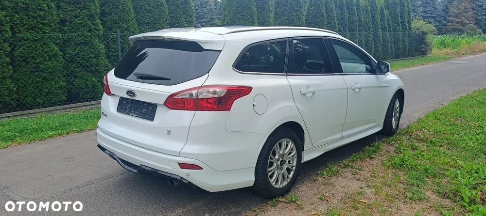 Ford Focus - 4