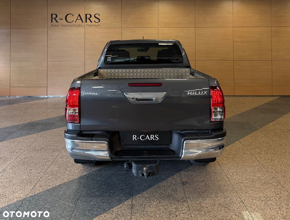 Toyota Hilux 2.4 D-4D Double Cab SR 4x4 - 6