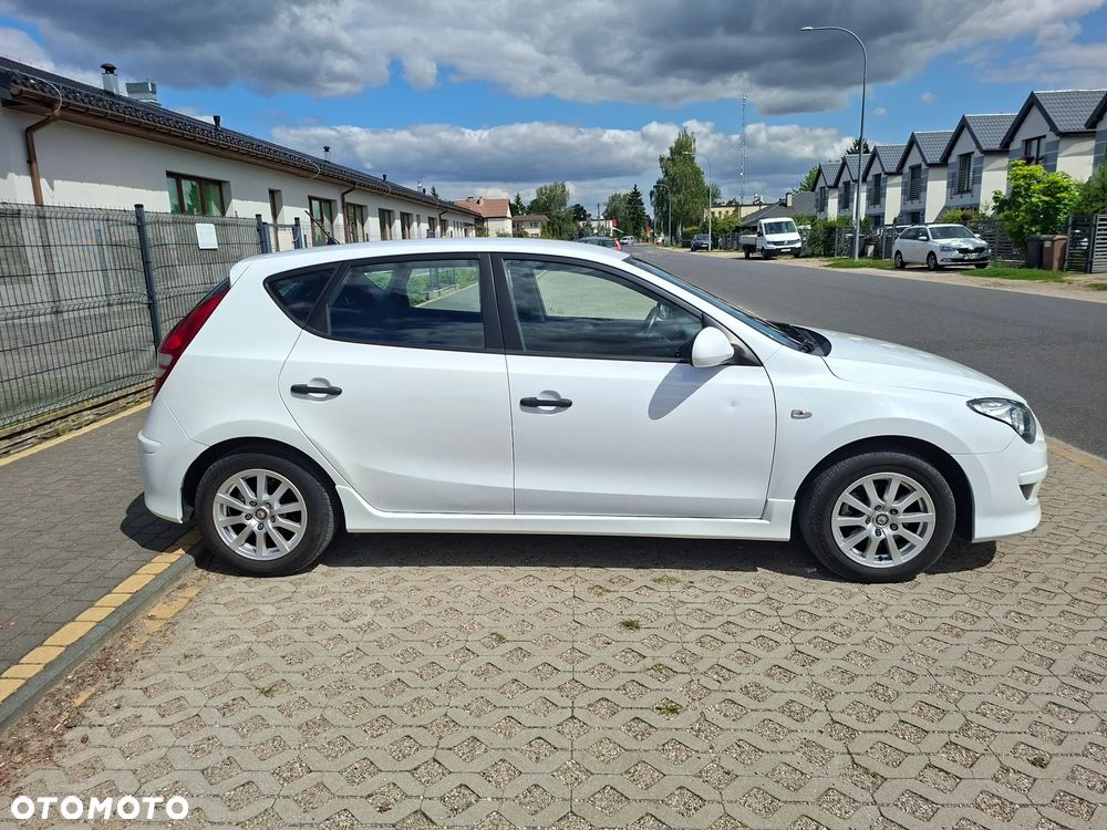 Hyundai i30 1.6 CRDi Classic - 6