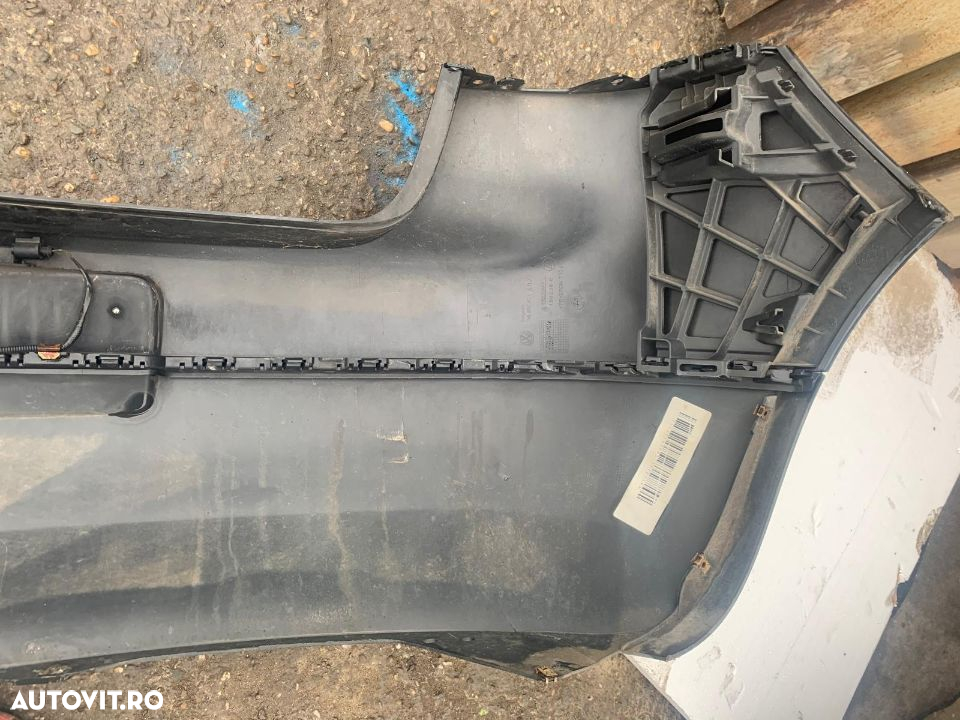 Spoiler / Bara Spate VW Golf 5 Hatchback 2003 - 2009 cu Mici Defecte / Imperfectiuni Cod: 1K6807521 - 7