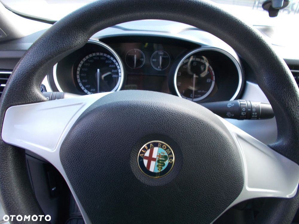 Alfa Romeo Giulietta - 9