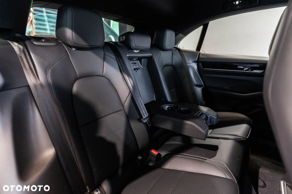 Porsche Macan - 13