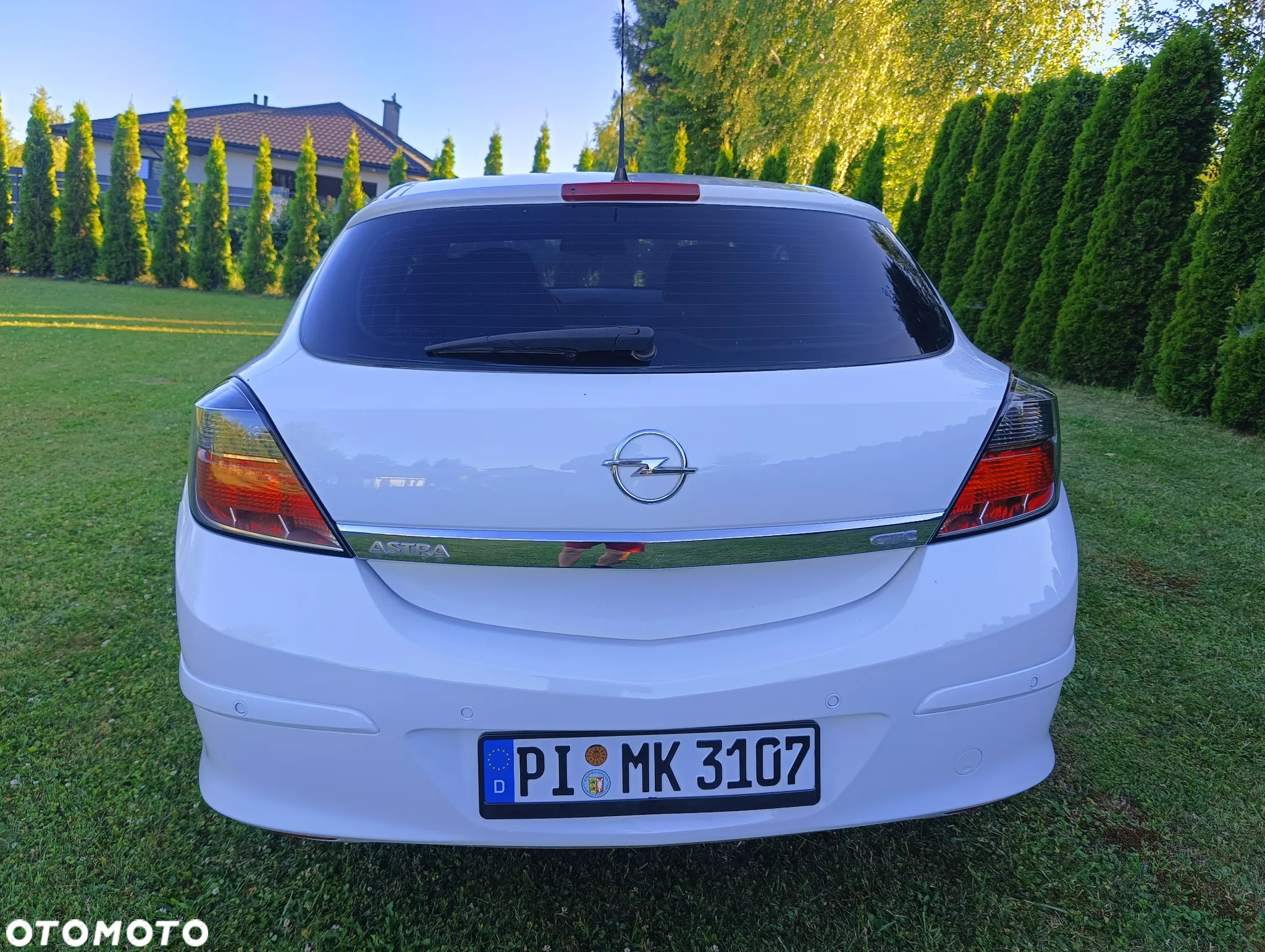 Opel Astra GTC 1.6 Easytronic Edition - 4