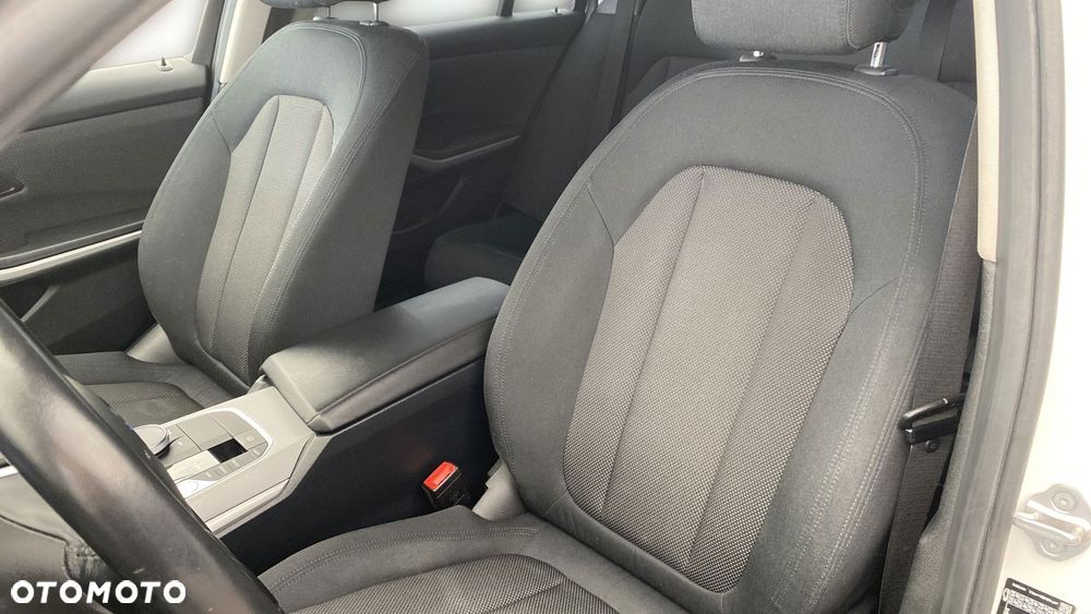 BMW Seria 3 318i Advantage - 10