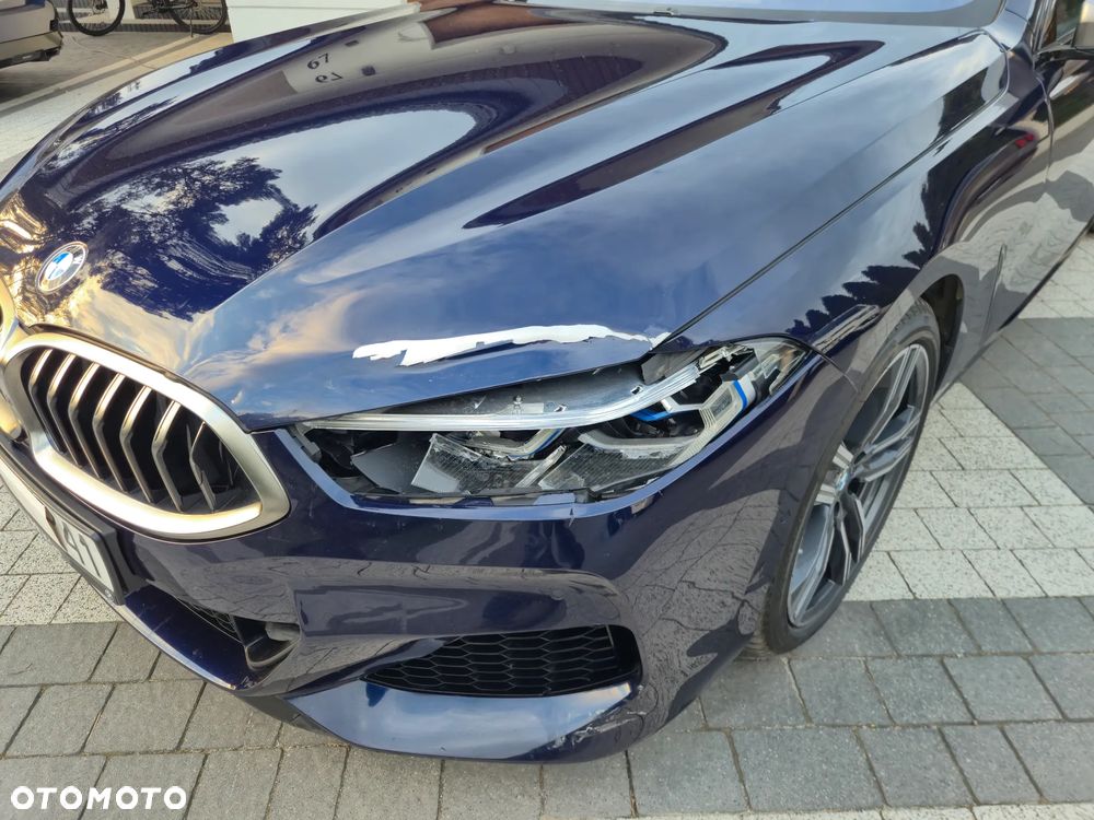 BMW Seria 8 - 23