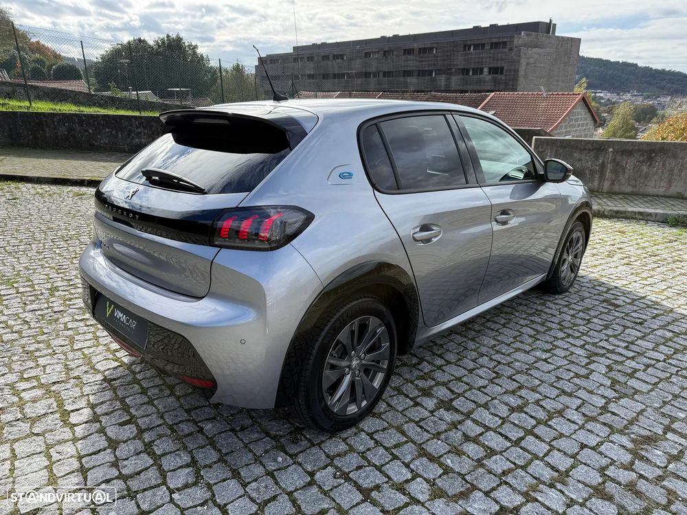 Peugeot e-208 50 kWh Allure - 5