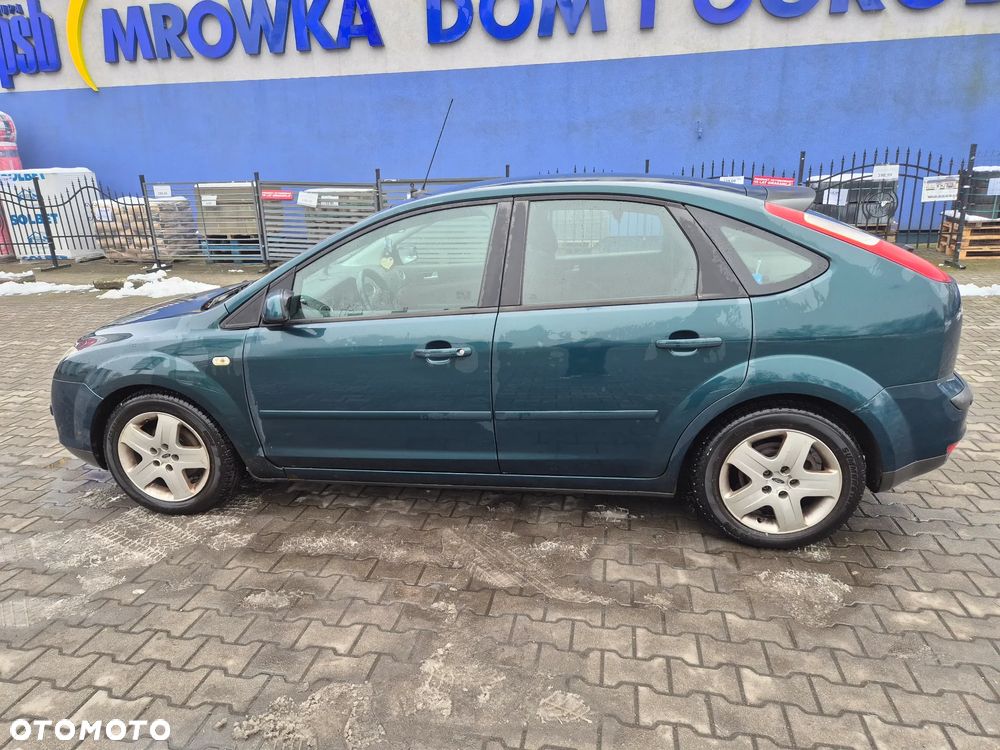 Ford Focus 1.6 TDCi Ambiente DPF - 5