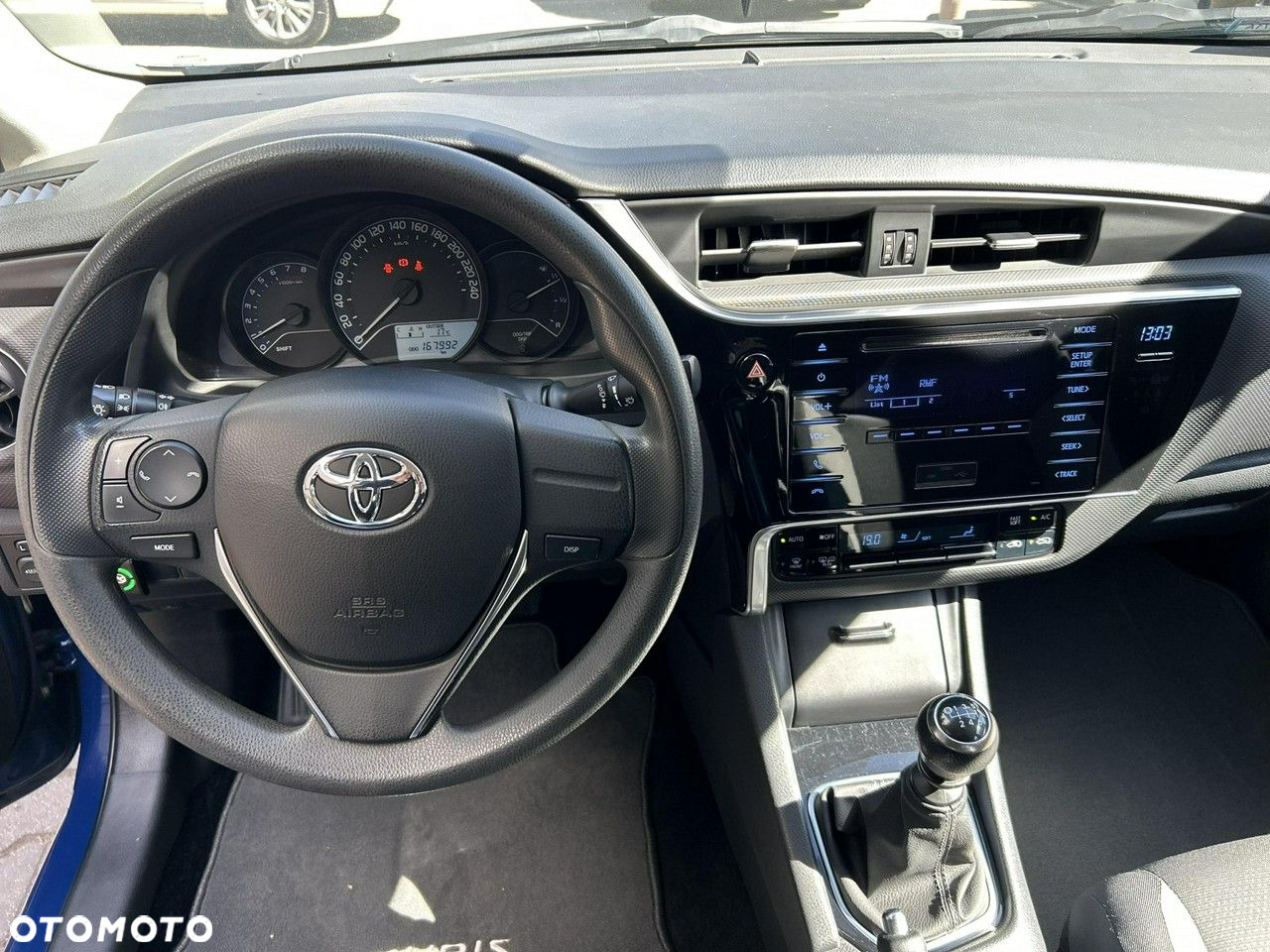 Toyota Auris 1.6 Active - 16