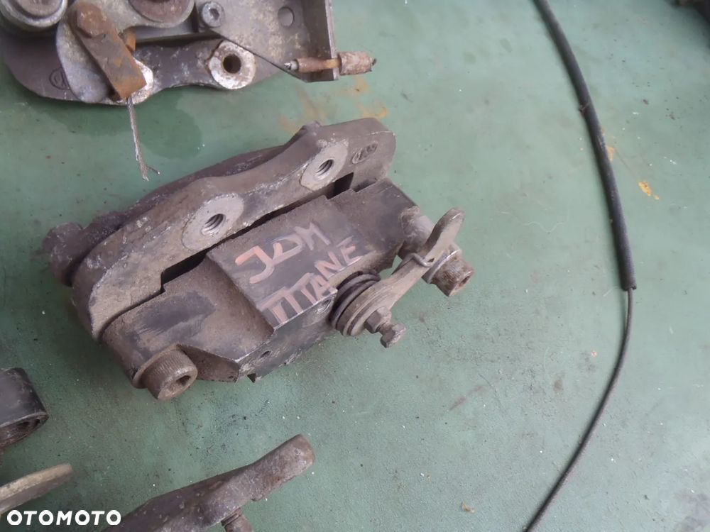 zacisk jarzmo tył tylne chatenet 26 jdm titane  ligier js 50 mgo microcar aixam 400 500 city jdm tasso italcar virgo - 8