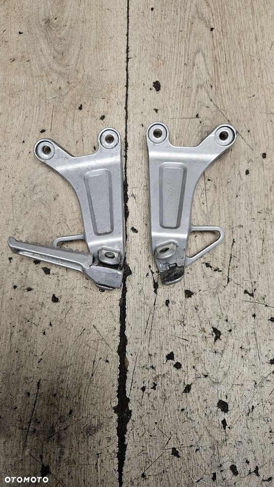 Set podnóżek pasażera Honda CBR 600 RR - 4
