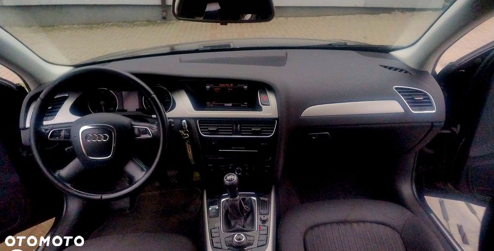 Audi A4 Avant - 12