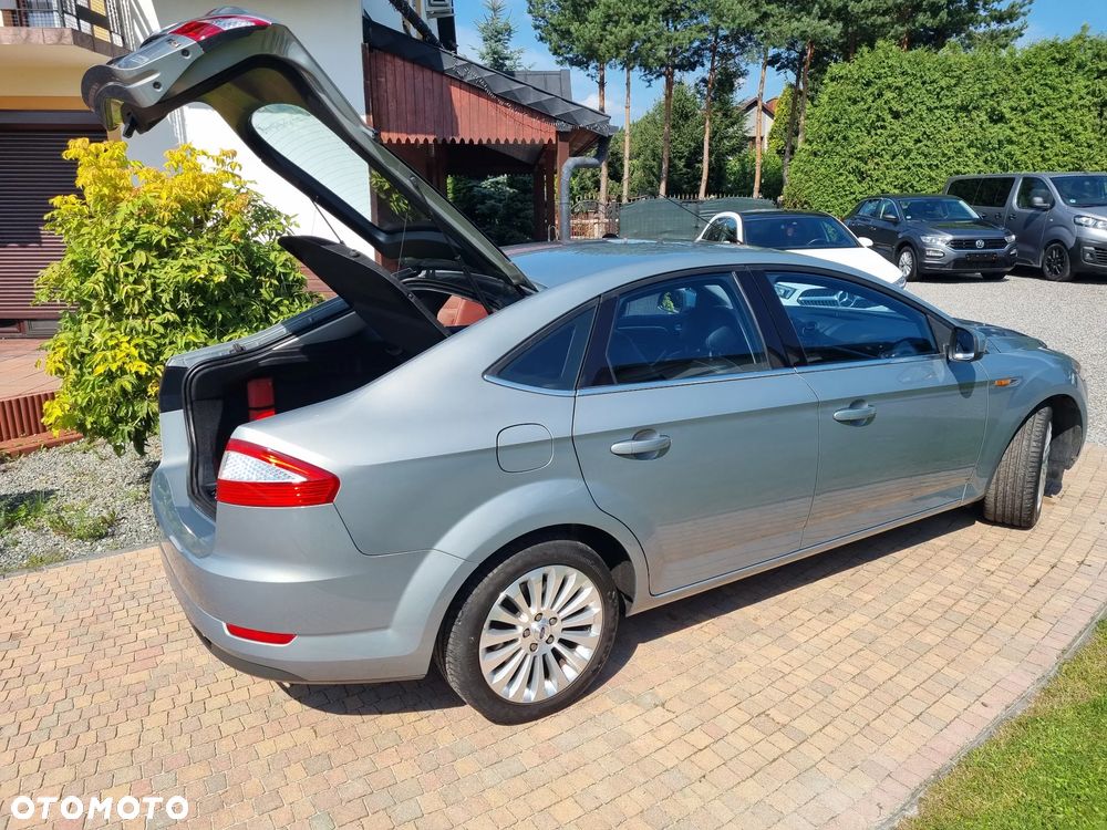 Ford Mondeo - 9