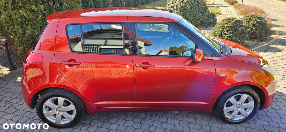 Suzuki Swift 1.3 Limited 25 - 29