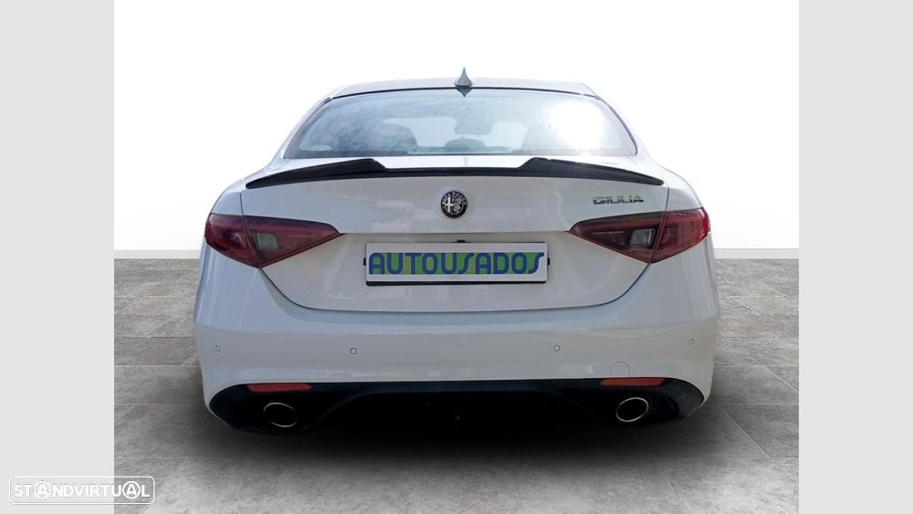 Alfa Romeo Giulia 2.2 D Super - 15