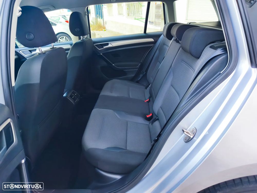 VW Golf Variant 1.6 TDi GPS Edition - 20