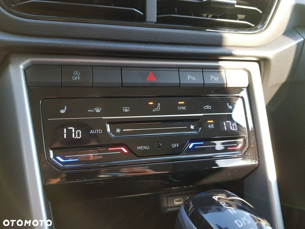 Volkswagen T-Roc 1.5 TSI Special Edition DSG - 23