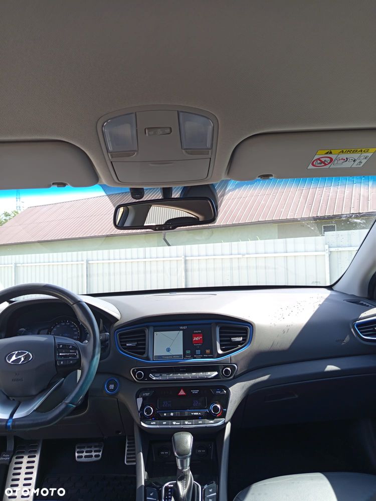 Hyundai IONIQ - 20