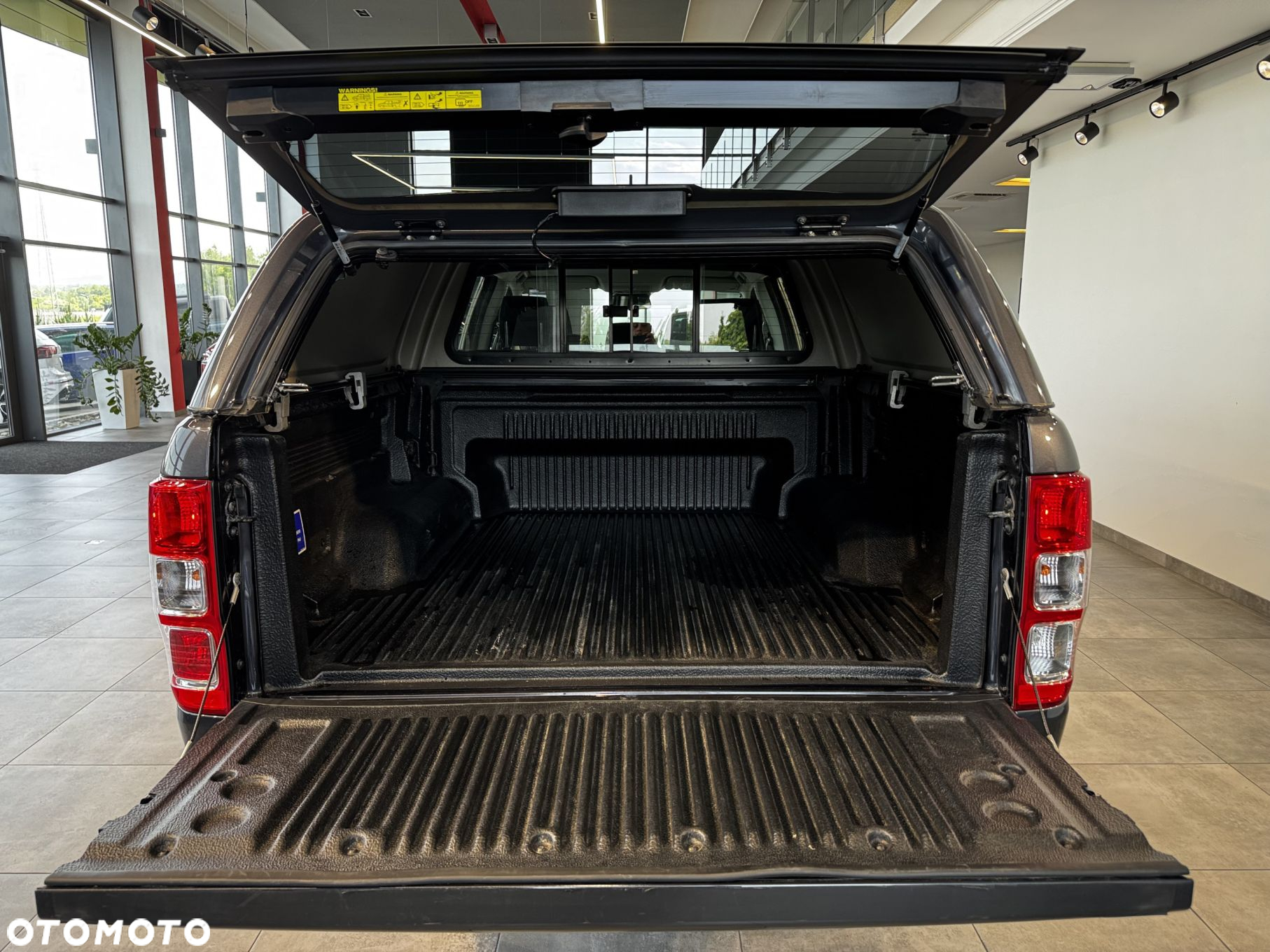 Ford Ranger - 10